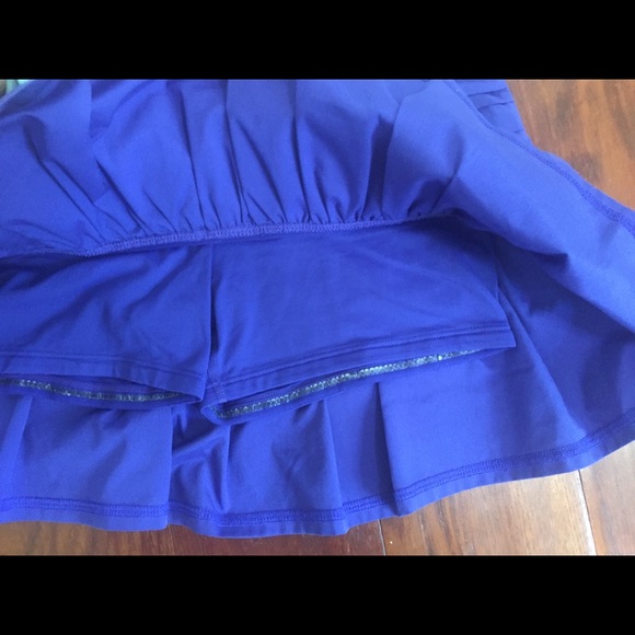 Lululemon Back on Track Skirt size 2 blue RARE - Picture 3 of 5